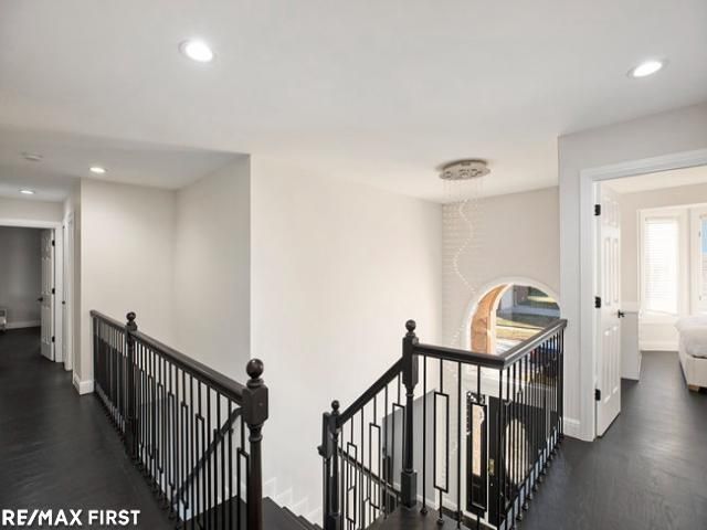 18765 Riverside Glen Road, Macomb, MI 48044