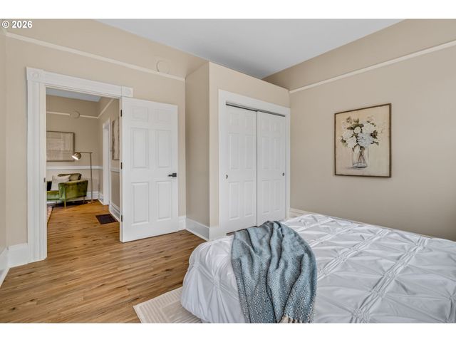 648 Se 20TH Ave, Portland, OR 97214
