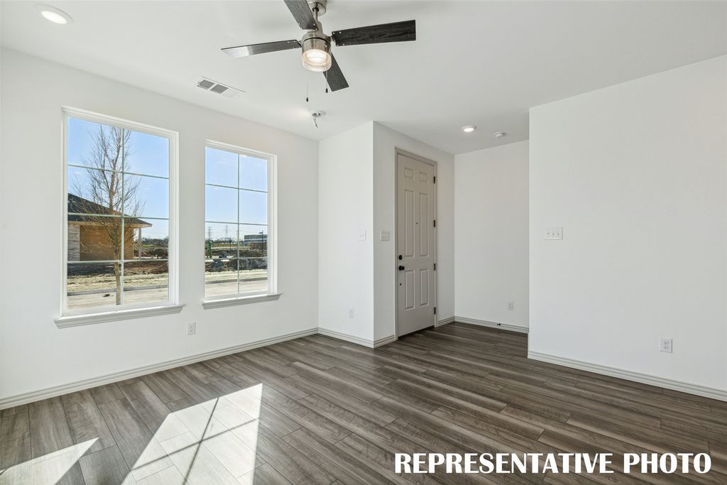 5304 Springlake Parkway, Haltom City, TX 76117 — photo 3