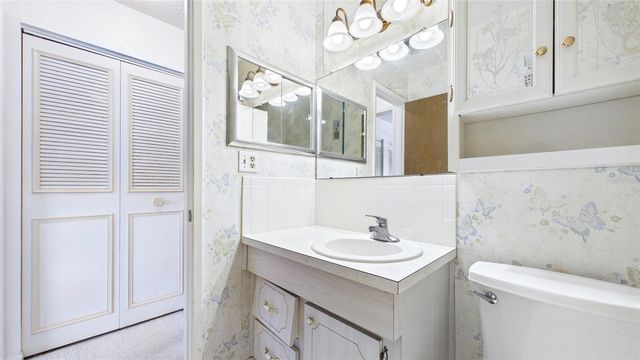 6025 SHORE BOULEVARD S 303, Gulfport, FL 33707