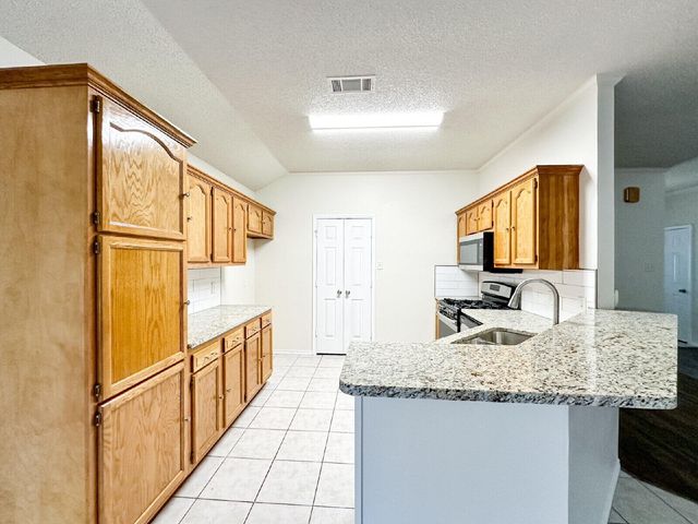 10622 Boston Avenue, Lubbock, TX 79423