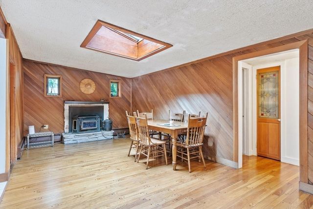 55 Main Street, West Newbury, MA 01985