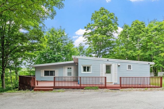 55 Main Street, West Newbury, MA 01985