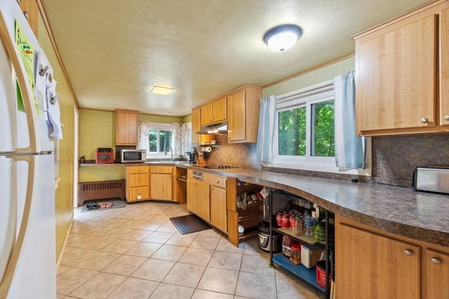 55 Main Street, West Newbury, MA 01985