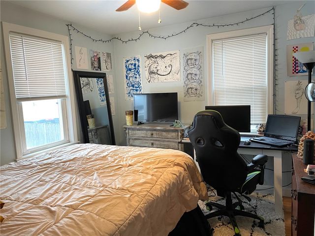 15 Third School Street 1, Bristol, RI 02809