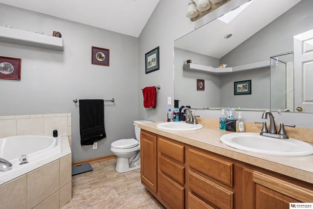 5020 Union Hill Road, Lincoln, NE 68516
