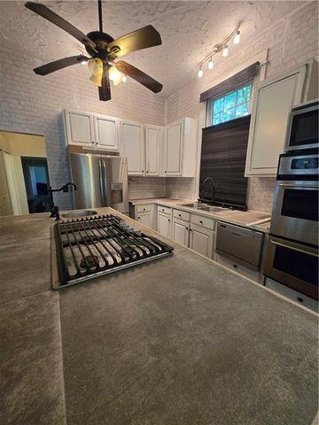 246 Newnan Street, Franklin, GA 30217
