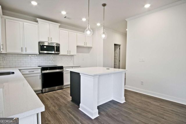 7332 ROCKLIN LANE, Flowery Branch, GA 30542