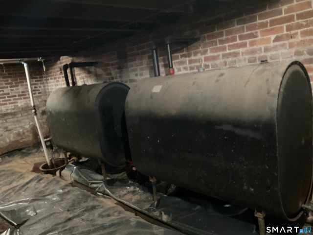 186 South Main Street, Suffield, CT 06078