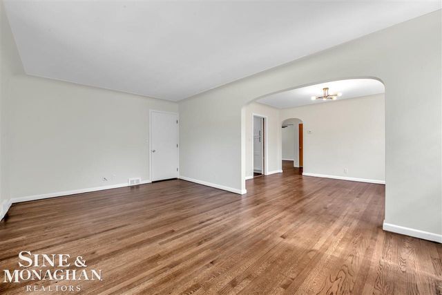 796-798 Harcourt Road, Grosse Pointe Park, MI 48230