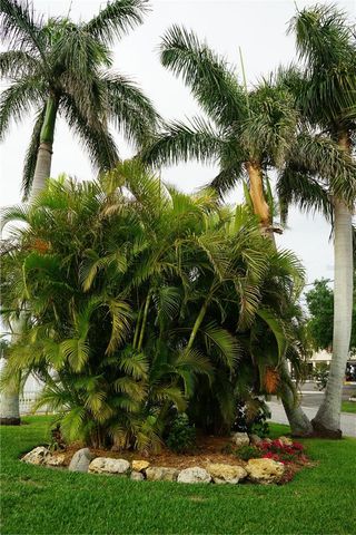 1877 SOUTHPOINTE DRIVE, Sarasota, FL 34231