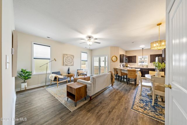 409 Vandemere Court, Holly Ridge, NC 28445