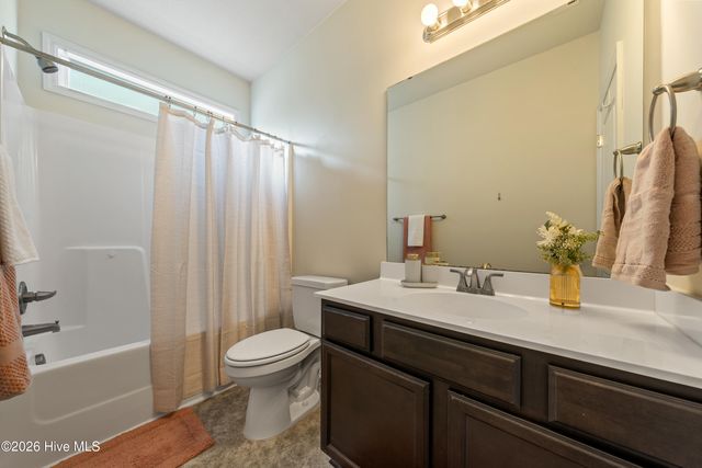 409 Vandemere Court, Holly Ridge, NC 28445