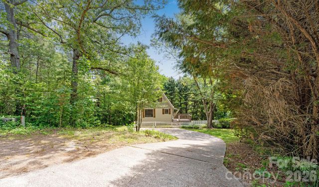 8347 Cedar Circle, Connelly Springs, NC 28612