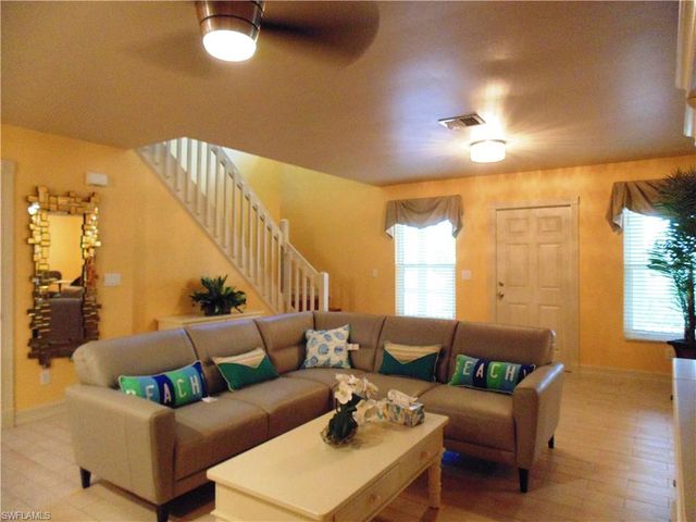 1120 SE 33 TER, Cape Coral, FL 33904