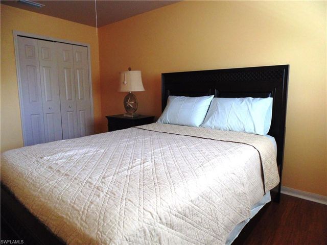 1120 SE 33 TER, Cape Coral, FL 33904