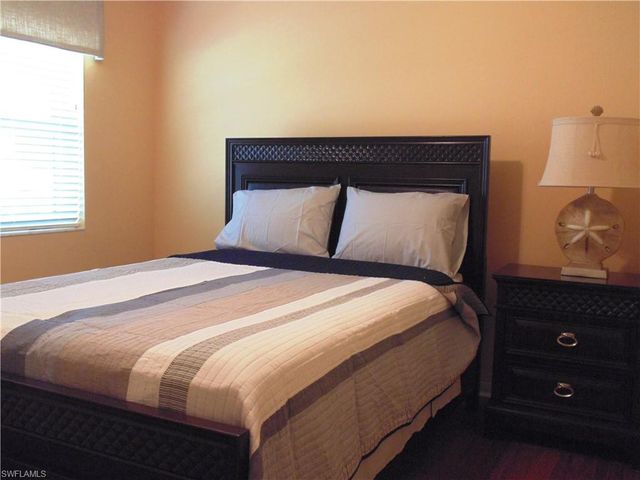 1120 SE 33 TER, Cape Coral, FL 33904