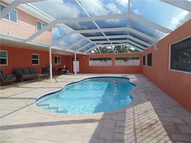 1120 SE 33 TER, Cape Coral, FL 33904
