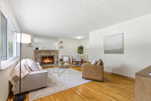1461 Ridgeview Road, Columbus, OH 43221