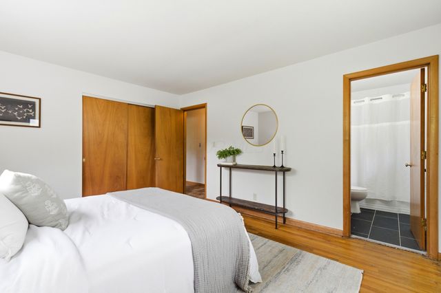 1461 Ridgeview Road, Columbus, OH 43221