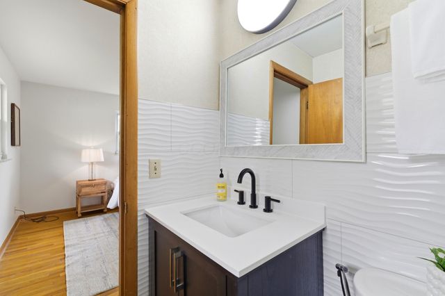 1461 Ridgeview Road, Columbus, OH 43221