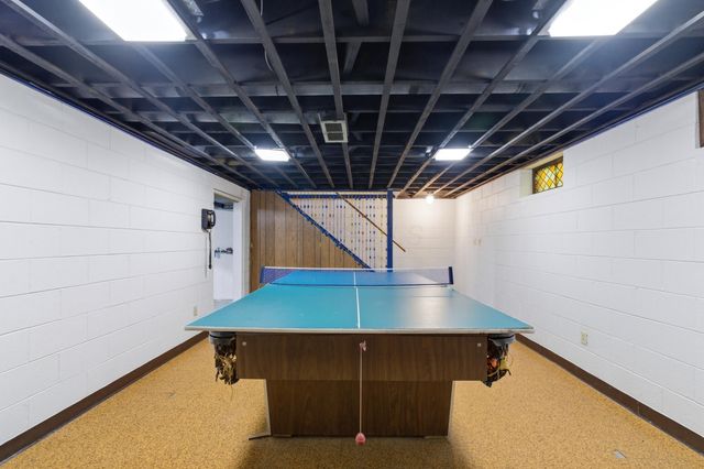1461 Ridgeview Road, Columbus, OH 43221