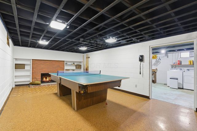 1461 Ridgeview Road, Columbus, OH 43221
