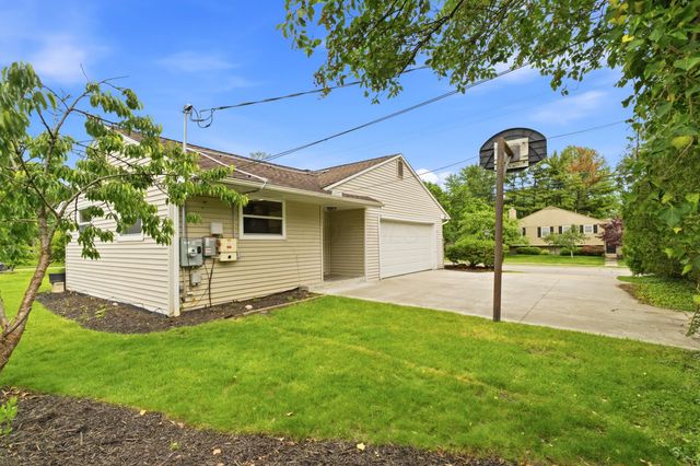 1461 Ridgeview Road, Columbus, OH 43221