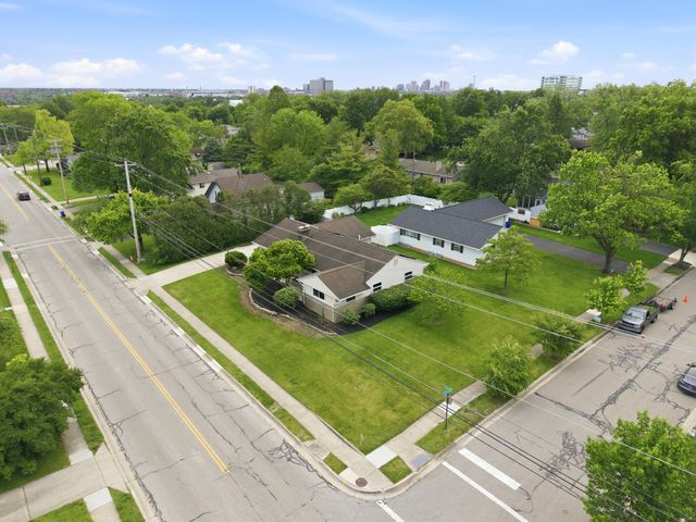 1461 Ridgeview Road, Columbus, OH 43221