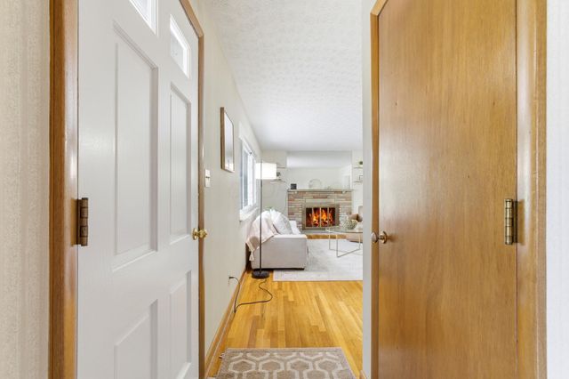 1461 Ridgeview Road, Columbus, OH 43221