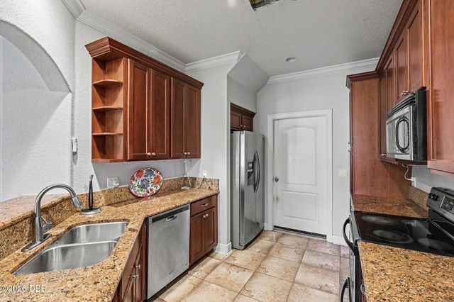1380 Isabella Dr Unit 105, Melbourne, FL 32935