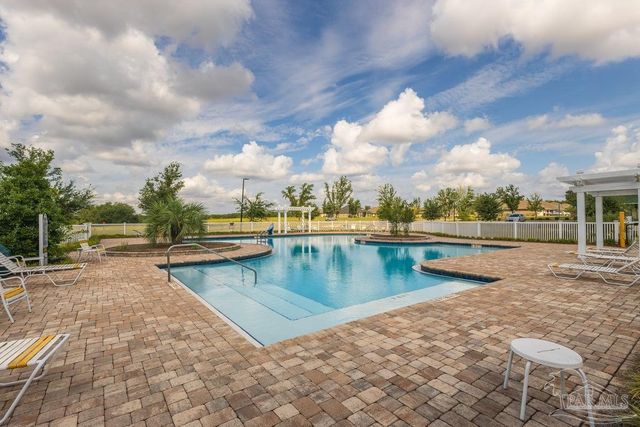 4138 Foggy Bottom Dr, Milton, FL 32583