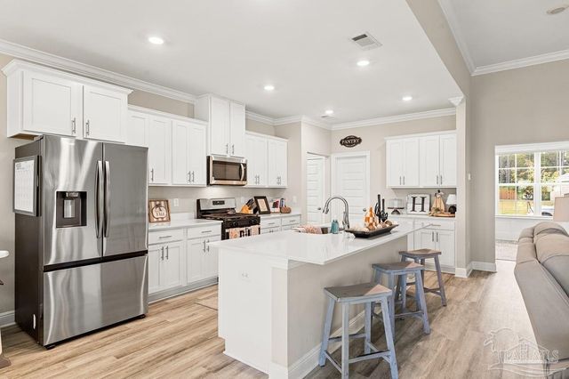 4138 Foggy Bottom Dr, Milton, FL 32583