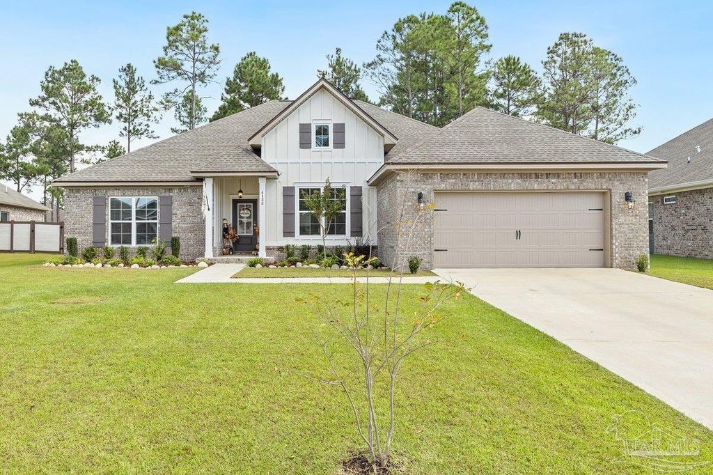 4138 Foggy Bottom Dr, Milton, FL 32583