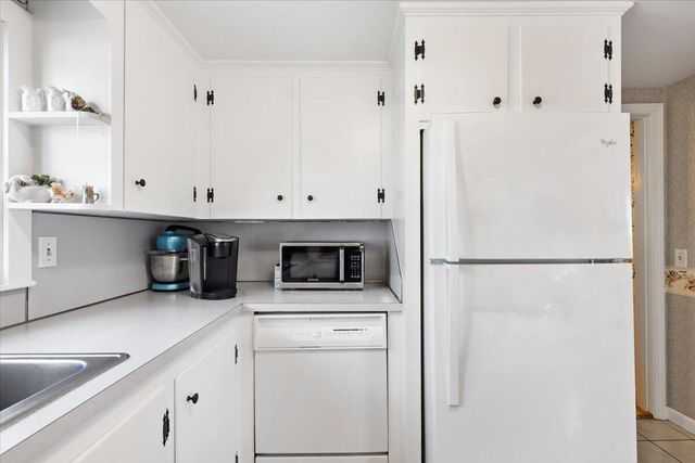 37 Touraine Way, South Yarmouth, MA 02664