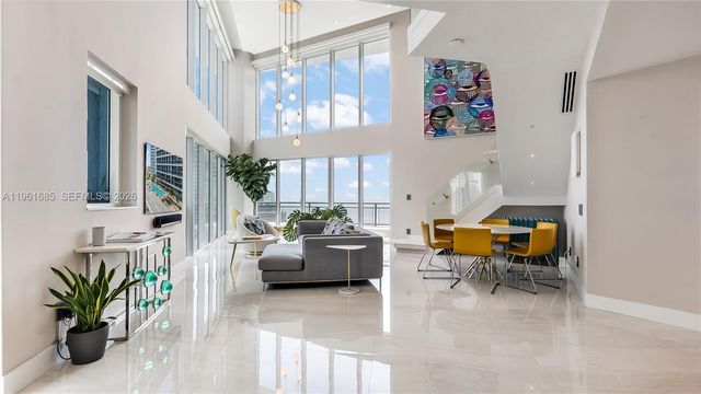 60 SW 13th St 4200, Miami, FL 33130