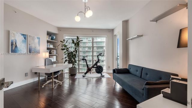 60 SW 13th St 4200, Miami, FL 33130