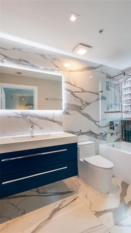 60 SW 13th St 4200, Miami, FL 33130