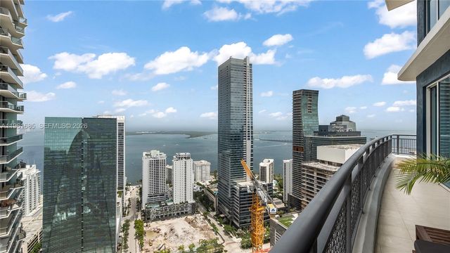 60 SW 13th St 4200, Miami, FL 33130
