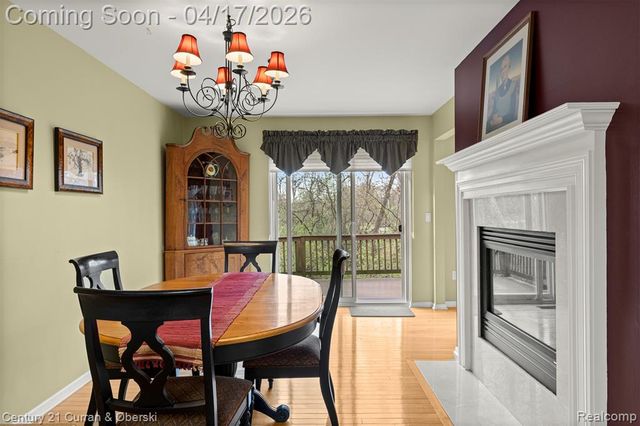 134 Legacy Park Circle, Dearborn Heights, MI 48127