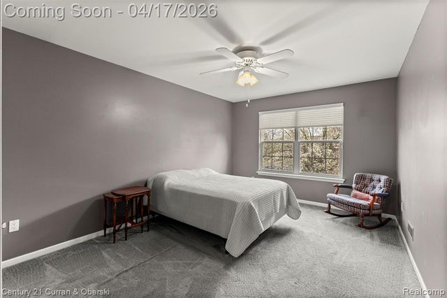 134 Legacy Park Circle, Dearborn Heights, MI 48127