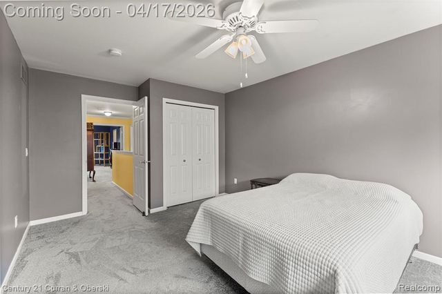 134 Legacy Park Circle, Dearborn Heights, MI 48127