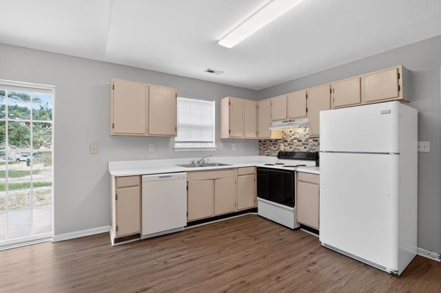 2004 Shalann Drive, Spartanburg, SC 29301