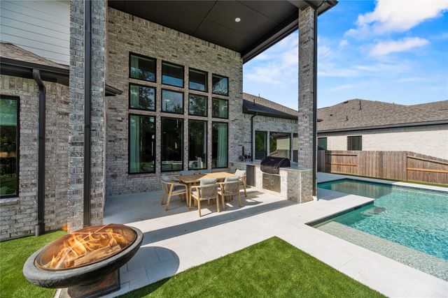 4439 Southpoint Way, Fulshear, TX 77441