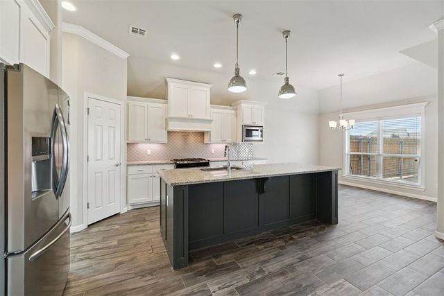 18701 Windy Way Road, Edmond, OK 73012