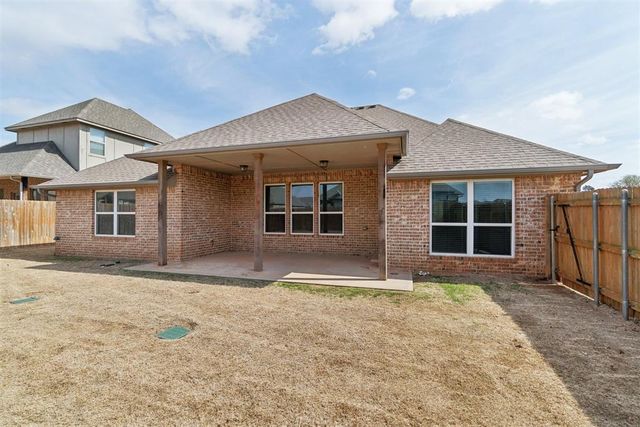 18701 Windy Way Road, Edmond, OK 73012