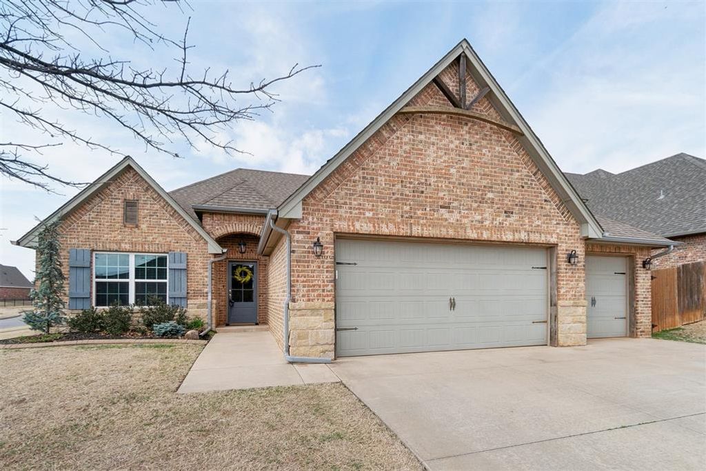 18701 Windy Way Road, Edmond, OK 73012