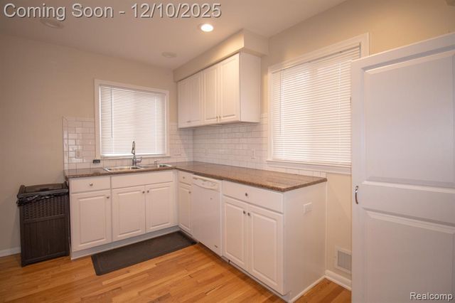 8225 N Hubbard Street, Westland, MI 48185