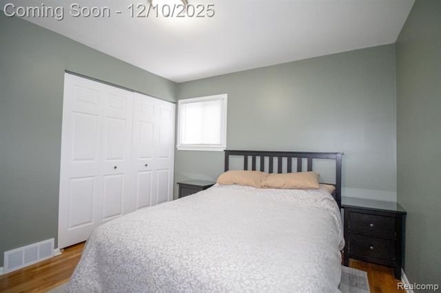 8225 N Hubbard Street, Westland, MI 48185