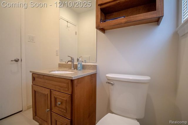 8225 N Hubbard Street, Westland, MI 48185